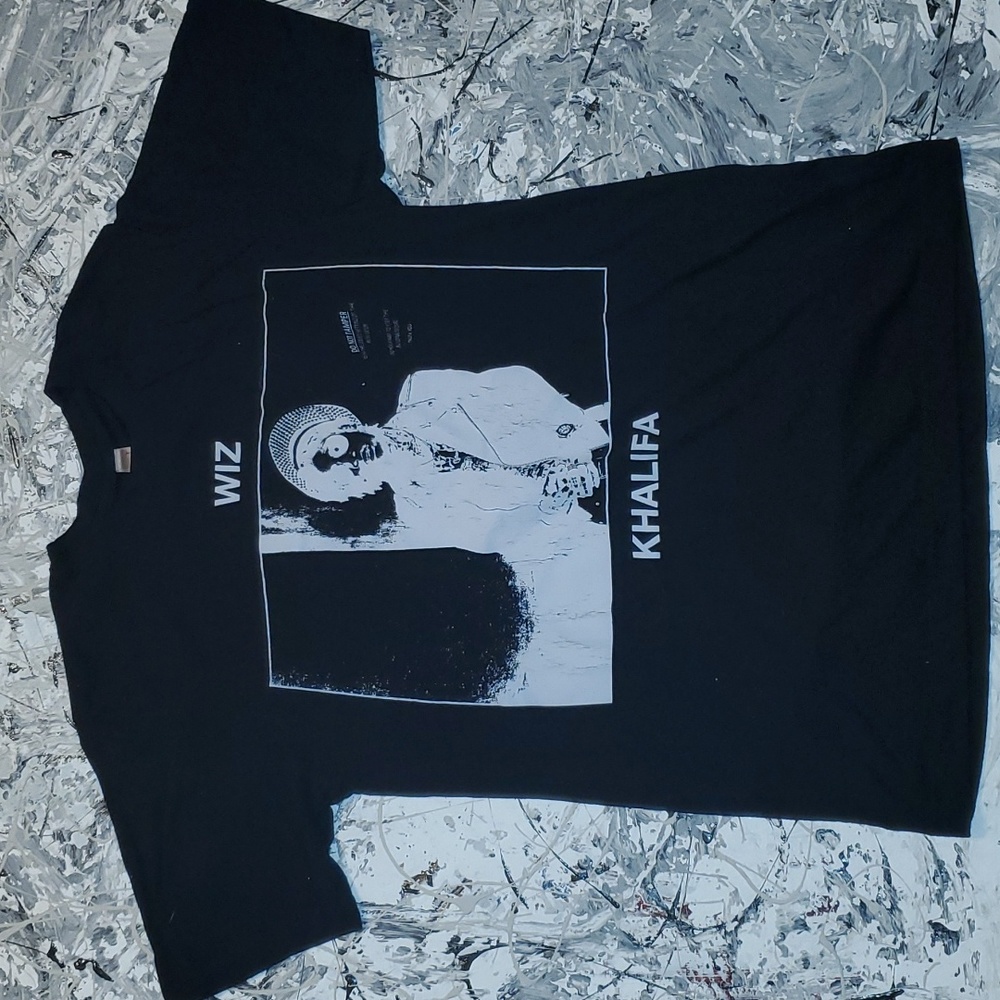 Wiz Khalifa 2016 concert tour mens graphic tee